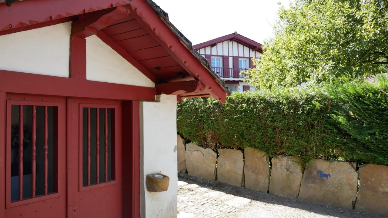 xabi indo gérant eurl indo immo , 05 rue de hayet 64500 saint jean de luz , promoteur constructeur depuis 2002 pour votre acquisition de logements basse consommation sur la côte basque achat vente location bayonne anglet biarritz bidart gethary urrugne hendaye ciboure ascain espelette