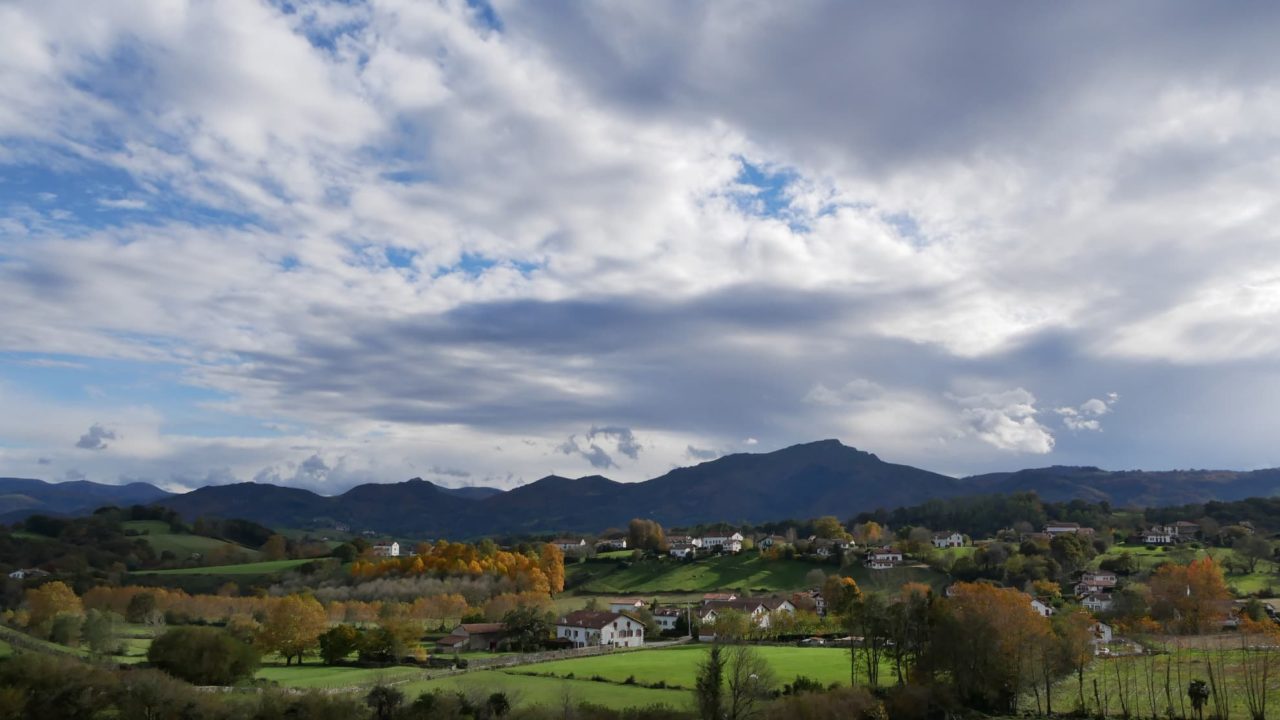 visitez votre futur appartement neuf sur la côte avec indo immo promoteur Saint jean de luz